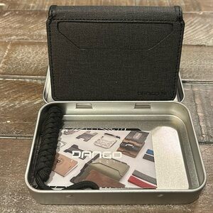 The Dango A10 Adapt Wallet